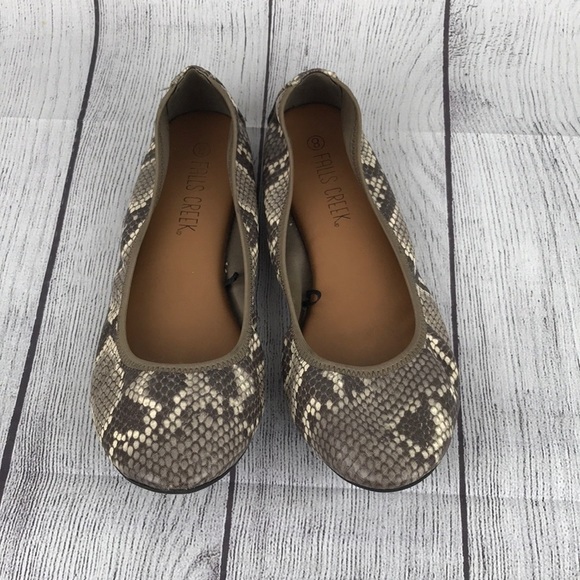 NWOB FALLS CREEK Women's Leather Ballet Flats - Picture 2 of 5